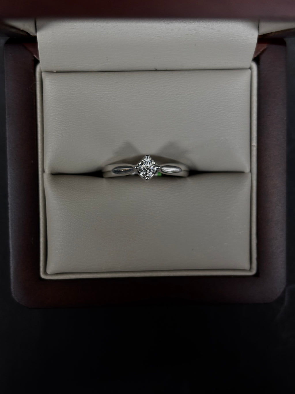 Anillo Oro Blanco 18k - 0.20ct Brillante Natural