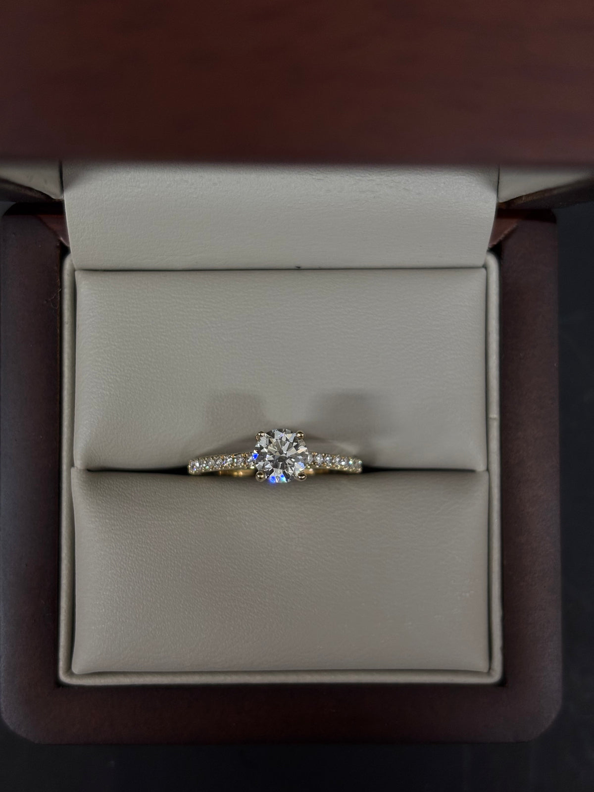 Anillo Oro Amarillo 14k - 0.79ct Brillante de Laboratio