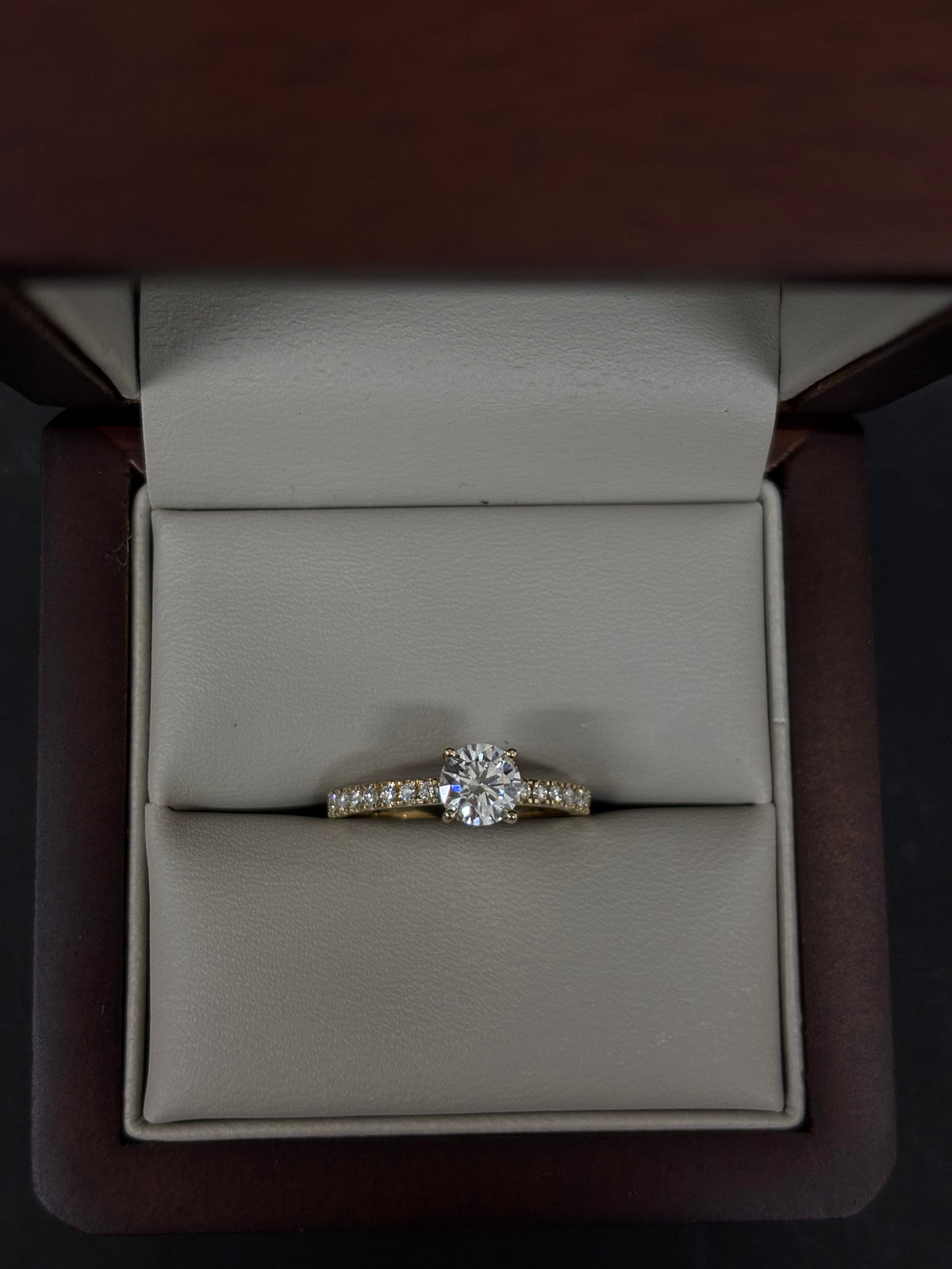 Anillo Oro Amarillo 14k - 0.92ct Brillante de Laboratio