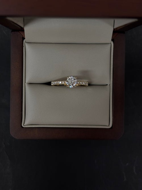 Anillo Oro Amarillo 14k - 0.84 ct Brillante de Laboratio