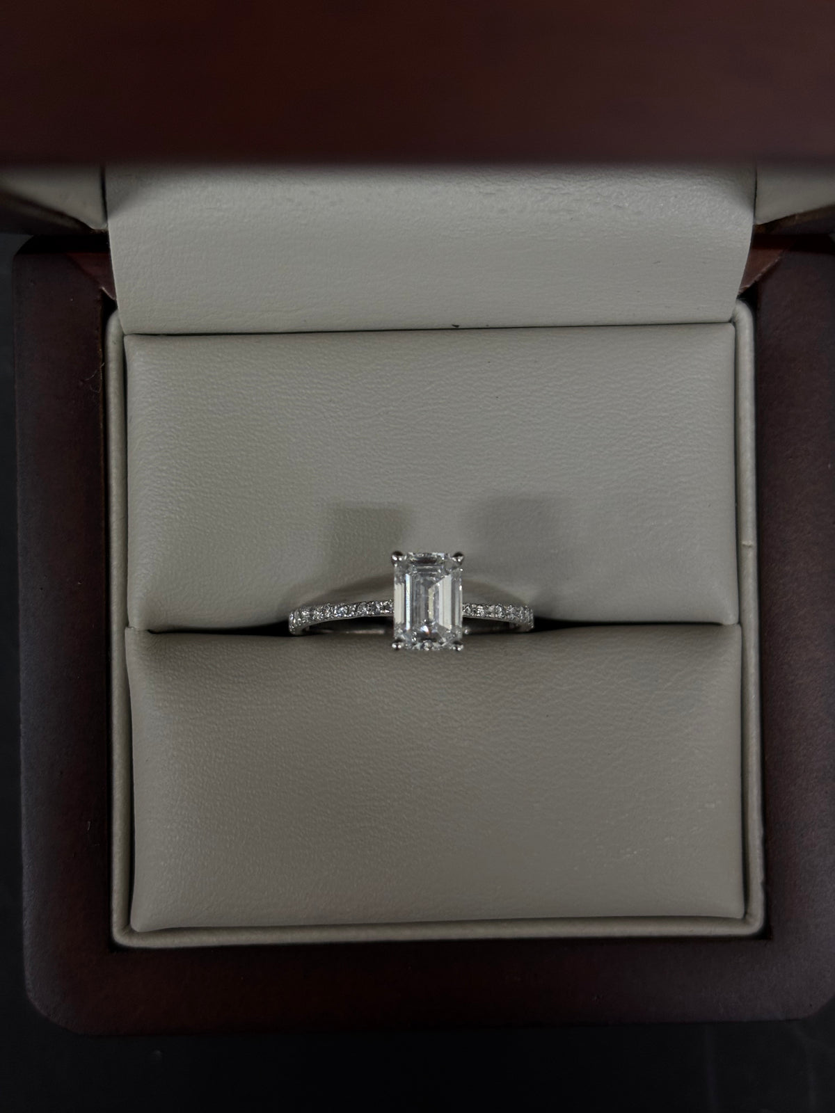 Anillo Oro Blanco 14k - 1.10ct Brillante de Laboratio