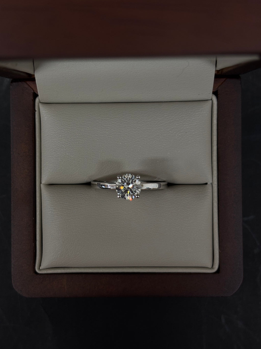 Anillo Oro Blanco 14k - 0.95 ct Brillante de Laboratio