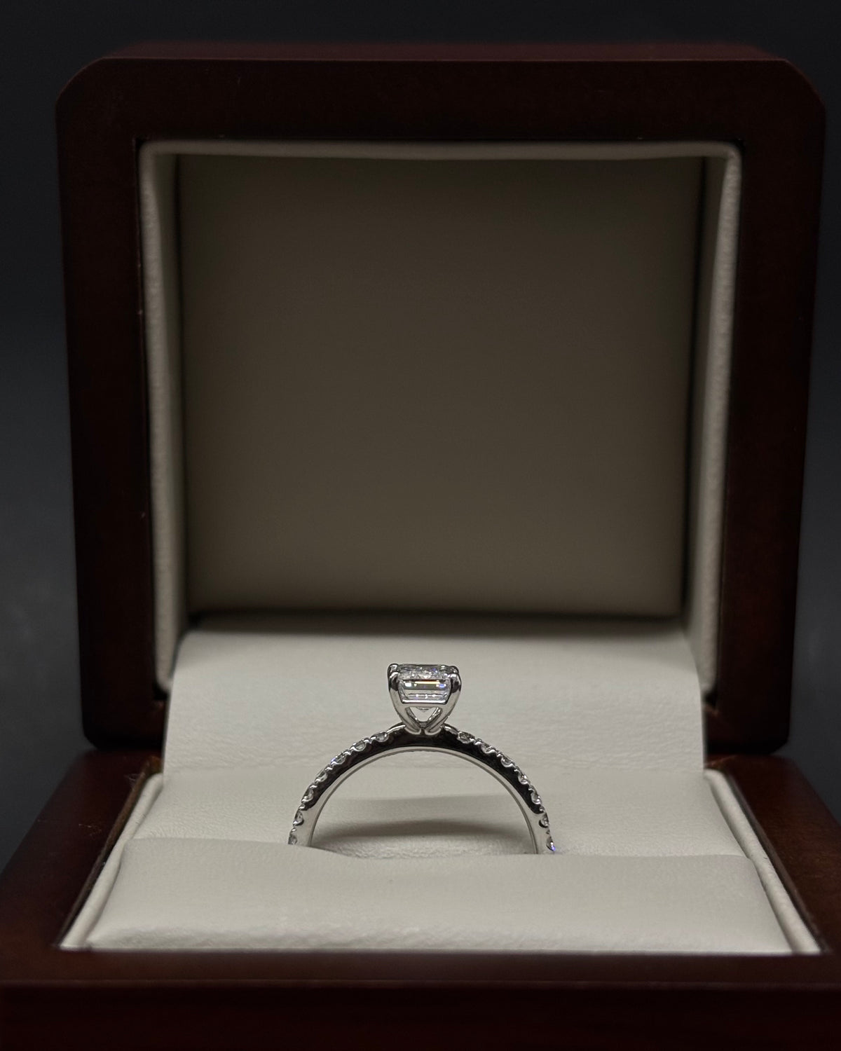 Anillo Oro Blanco 14k - 1.27ct Brillante de Laboratio con Certificado IGI