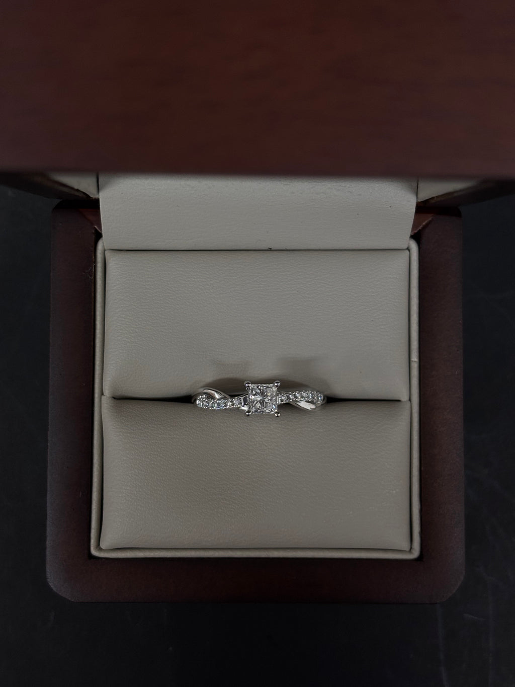 Anillo Oro Blanco 14k - 0.48ct Brillante de Laboratio